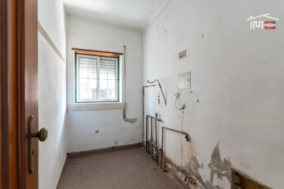 Moradia T3 para Venda em Nossa Senhora da Piedade