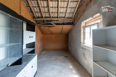 Moradia T3 para Venda em Nossa Senhora da Piedade