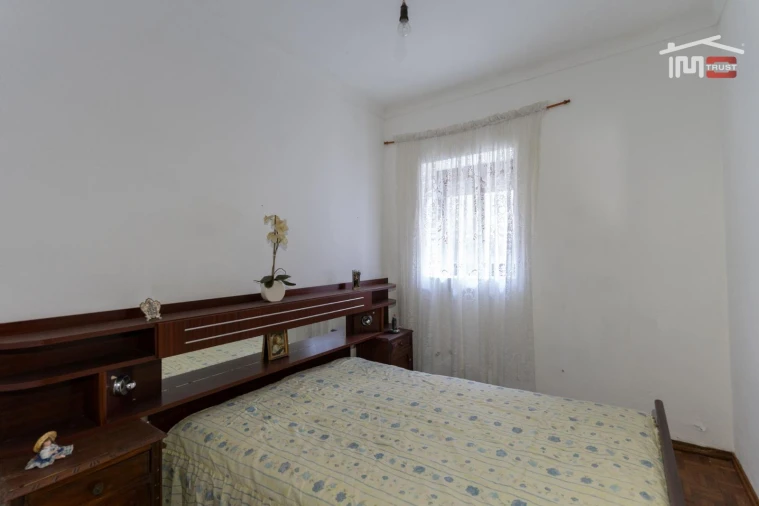 Moradia T2 para Venda em Seiça Foto 8