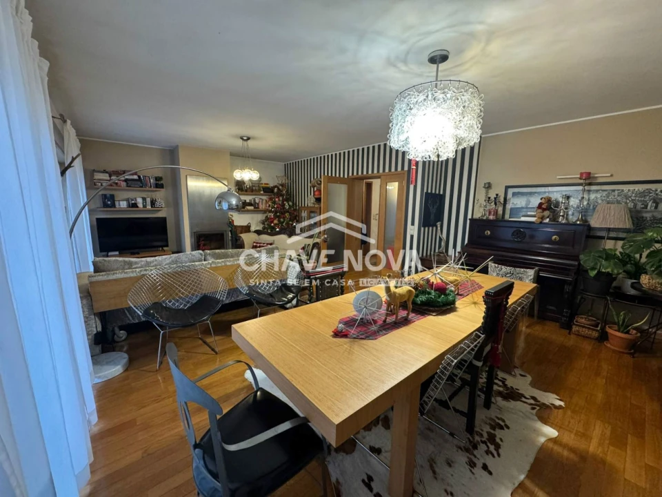 Moradia T3 para Venda em Nogueira e Silva Escura Foto 2