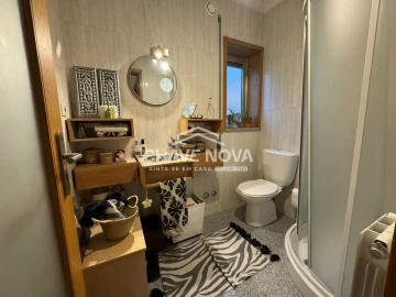 Moradia T3 para Venda em Nogueira e Silva Escura