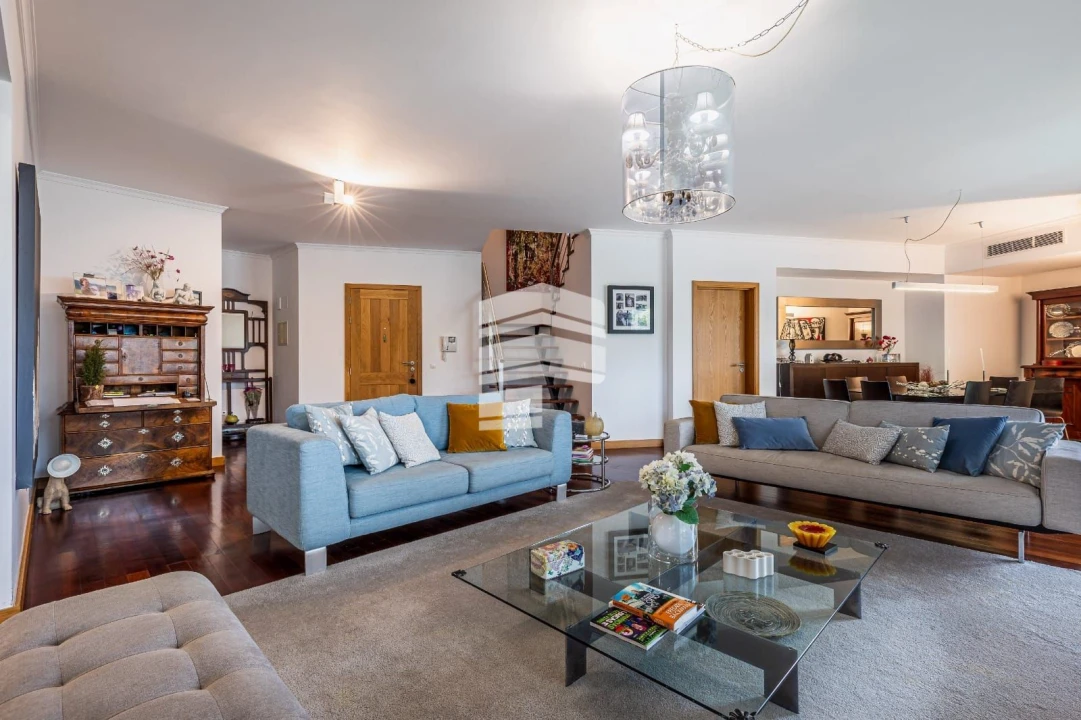 Apartamento T4 para Venda em Funchal (Santa Maria Maior) Foto 4