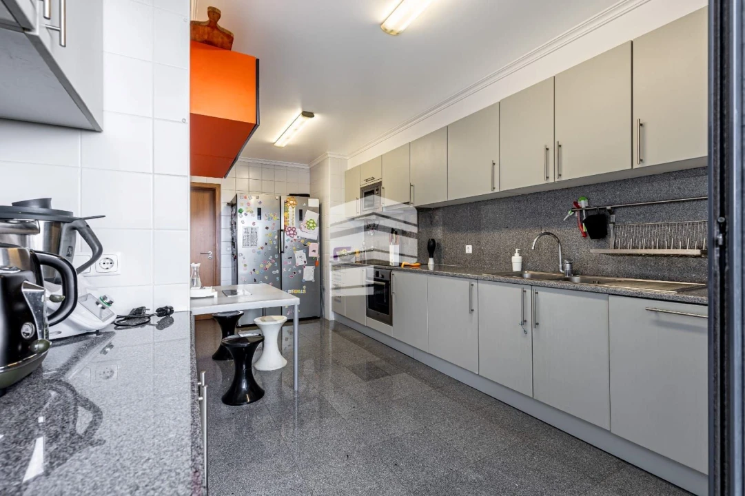 Apartamento T4 para Venda em Funchal (Santa Maria Maior) Foto 15