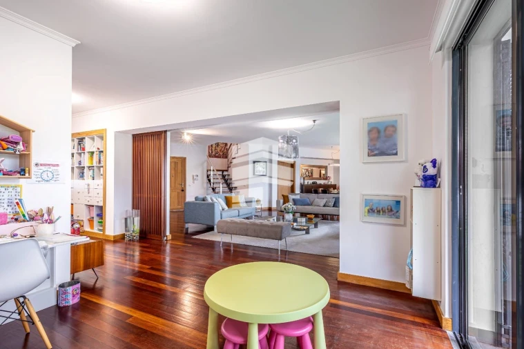 Apartamento T4 para Venda em Funchal (Santa Maria Maior) Foto 25