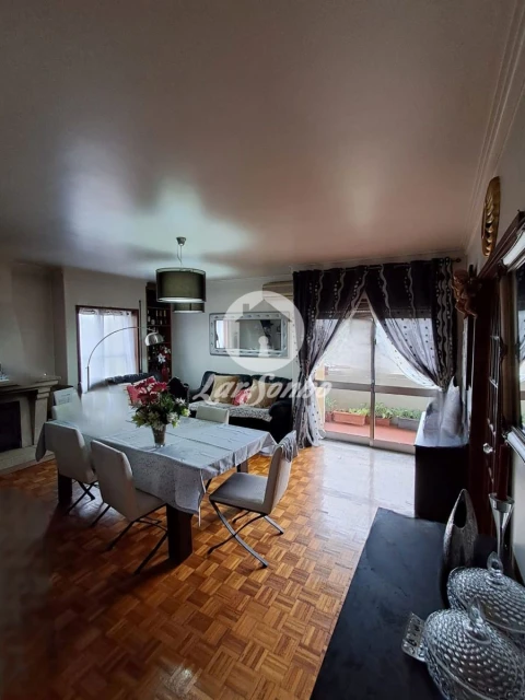 Apartamento T4 para Venda em Barcelos, V.Boa, V.Frescainha