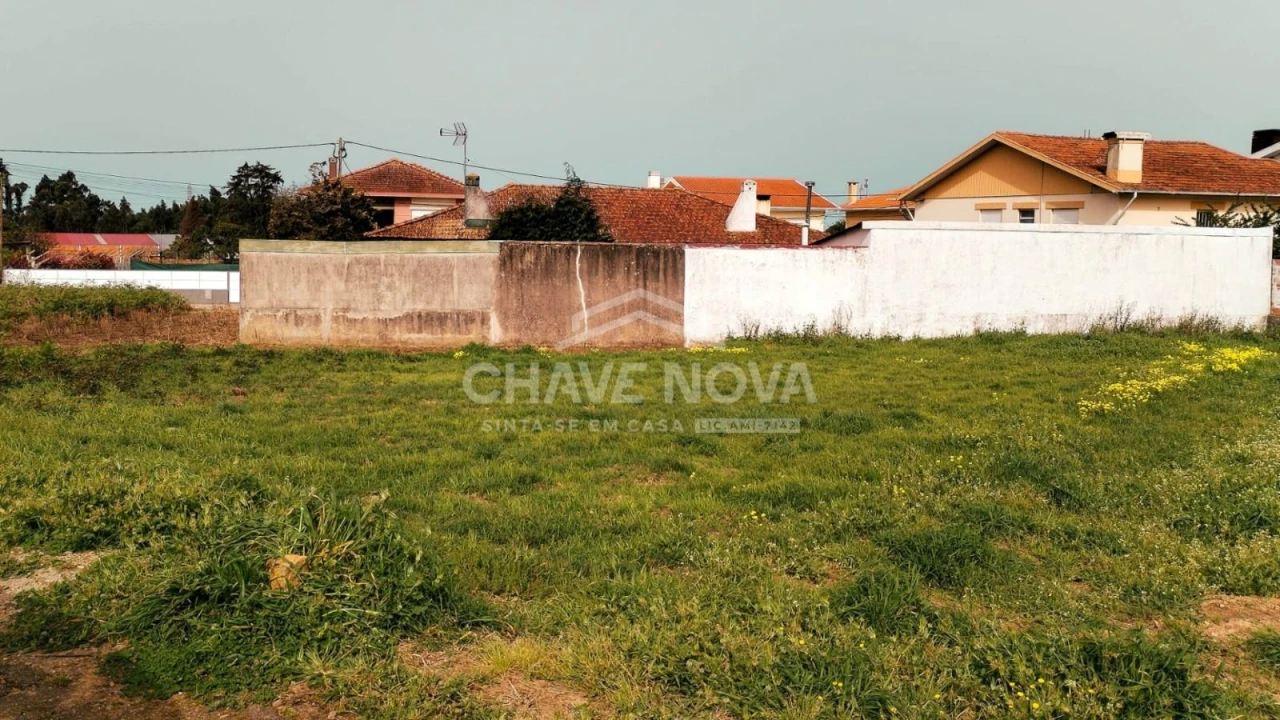 Terreno para Venda em Arcozelo Foto 3