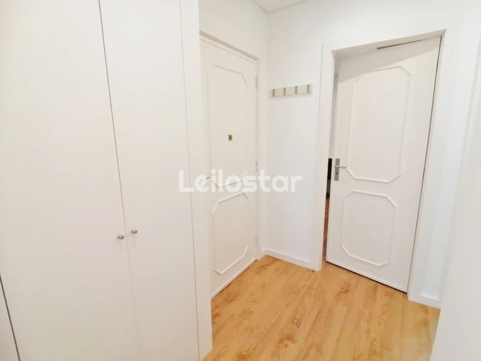 Apartamento T3 para Arrendamento em Arcozelo Foto 2