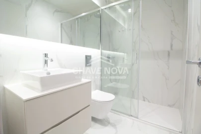 Apartamento T4 para Venda em Arcozelo