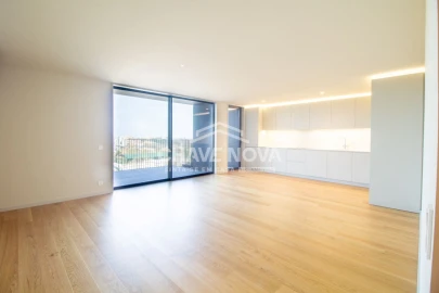 Apartamento T4 para Venda em Arcozelo