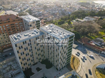 Apartamento T4 para Venda em Arcozelo