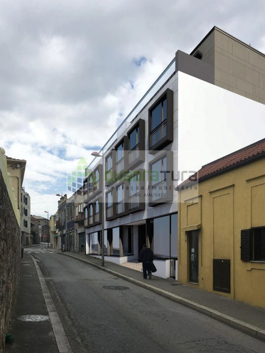 Loja para Venda em Arcozelo Foto 2