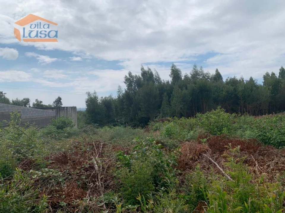 Terreno para Venda em Castêlo da Maia Foto 14