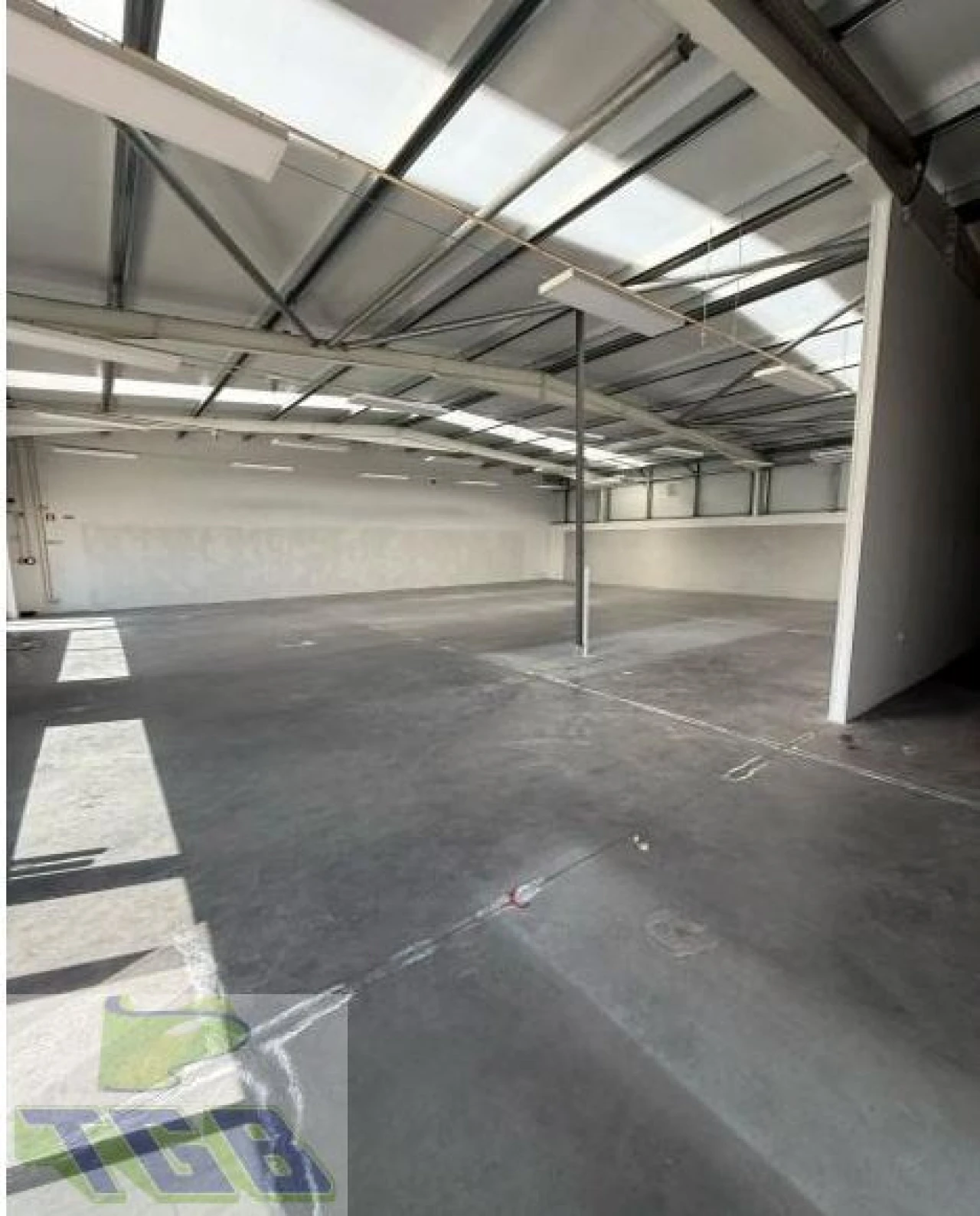 Armazém para Venda em Vila Franca das Naves e Feital Foto 3