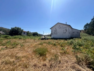 Moradia T2 para Venda em Cuide de Vila Verde