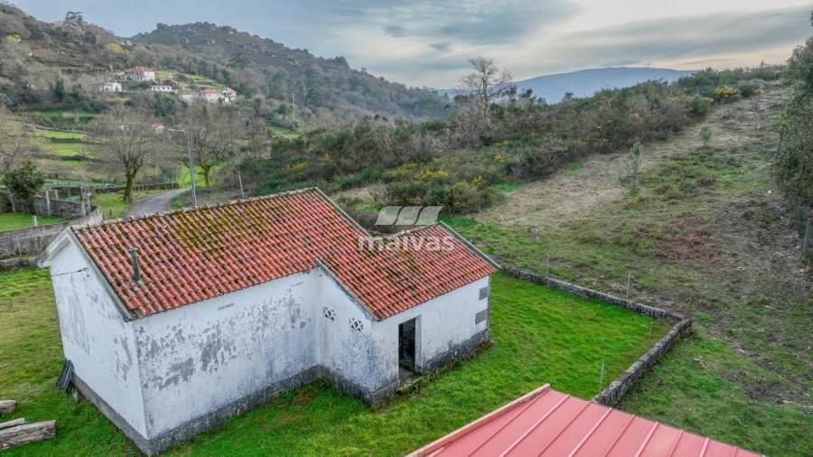 Moradia T2 para Venda em Cuide de Vila Verde Foto 5