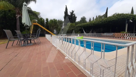 Moradia T5 para Venda em São Brás de Alportel