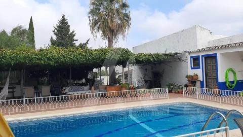 Moradia T5 para Venda em São Brás de Alportel