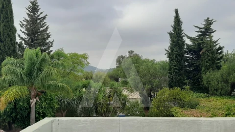 Moradia T5 para Venda em São Brás de Alportel