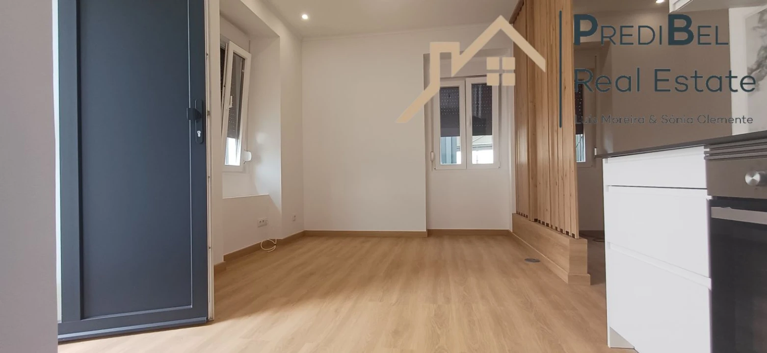 Apartamento T1 para Venda em Cacém e São Marcos Foto 3