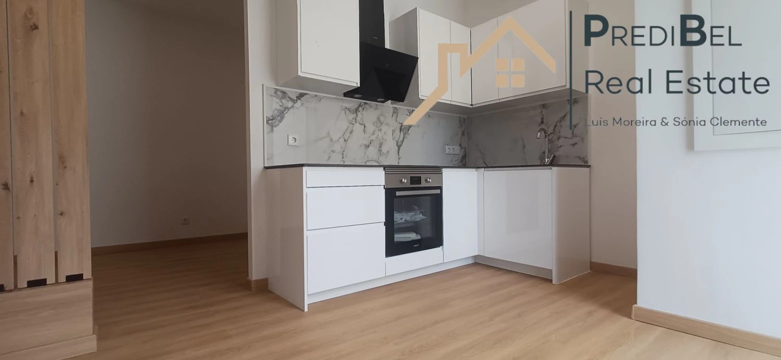 Apartamento T1 para Venda em Cacém e São Marcos Foto 4