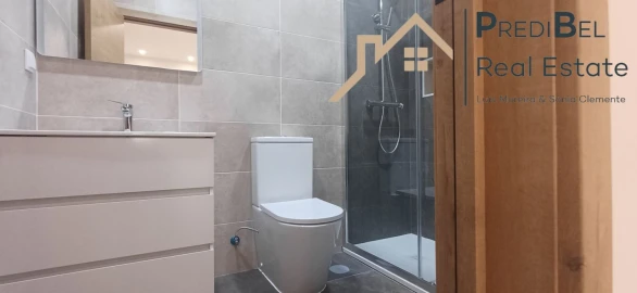 Apartamento T1 para Venda em Cacém e São Marcos