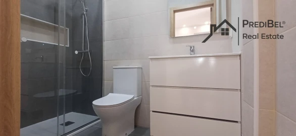 Apartamento T1 para Venda em Cacém e São Marcos