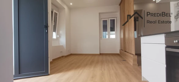 Apartamento T1 para Venda em Cacém e São Marcos