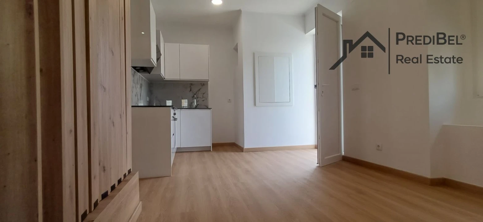 Apartamento T1 para Venda em Cacém e São Marcos Foto 9