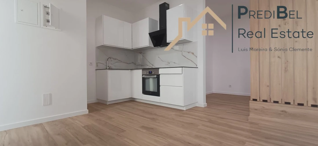 Apartamento T1 para Venda em Cacém e São Marcos Foto 24