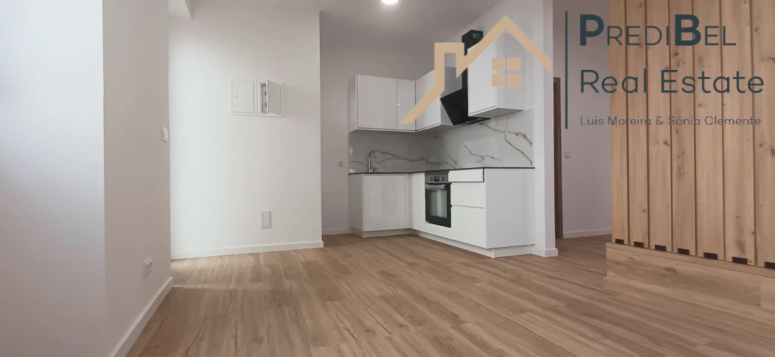 Apartamento T1 para Venda em Cacém e São Marcos Foto 23