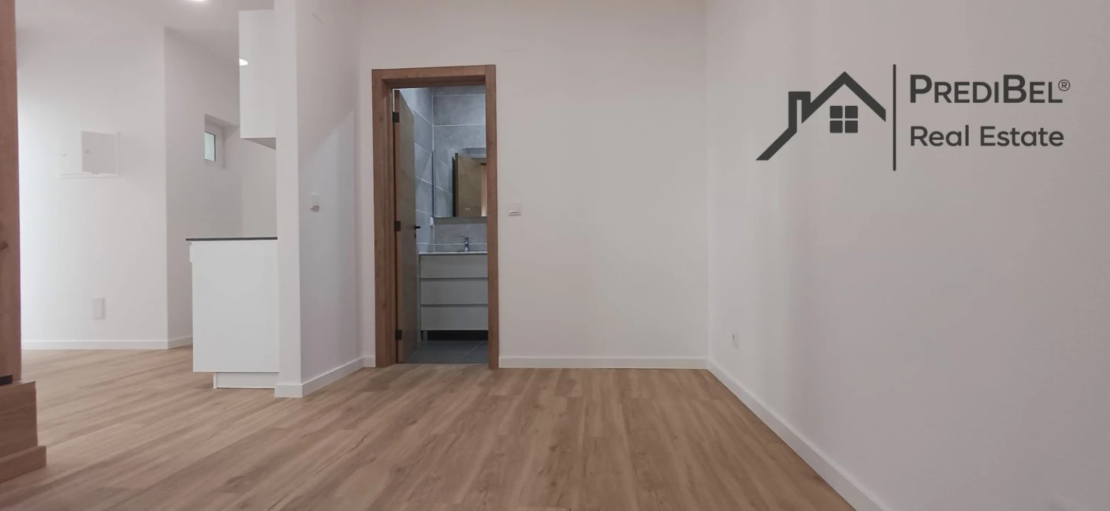 Apartamento T1 para Venda em Cacém e São Marcos Foto 31