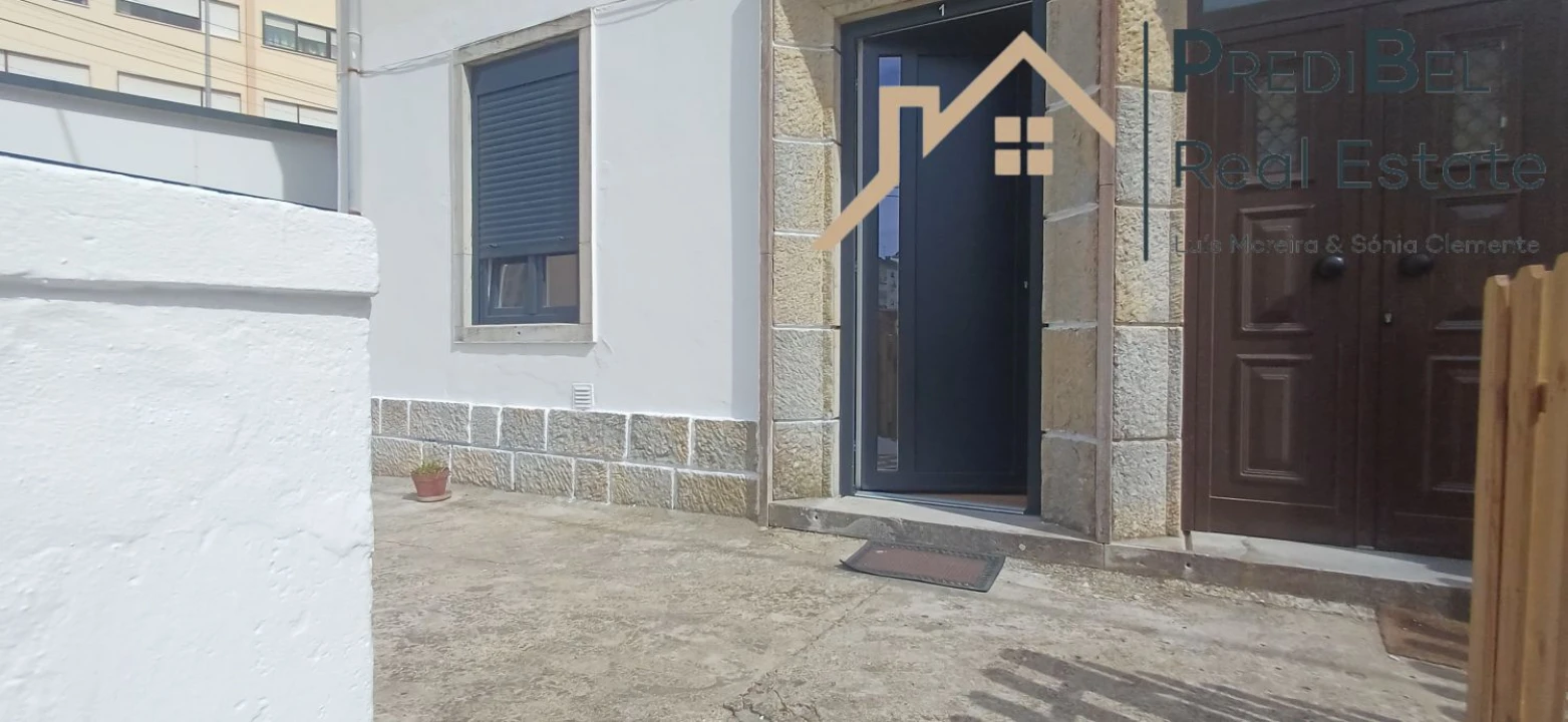 Apartamento T1 para Venda em Cacém e São Marcos Foto 12