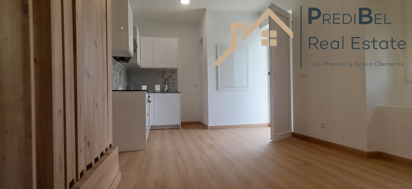 Apartamento T1 para Venda em Cacém e São Marcos Foto 5