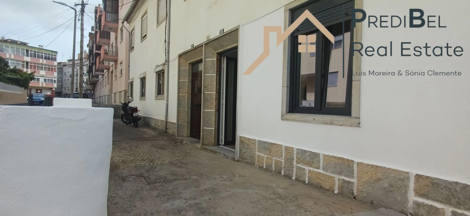 Apartamento T1 para Venda em Cacém e São Marcos Foto 19