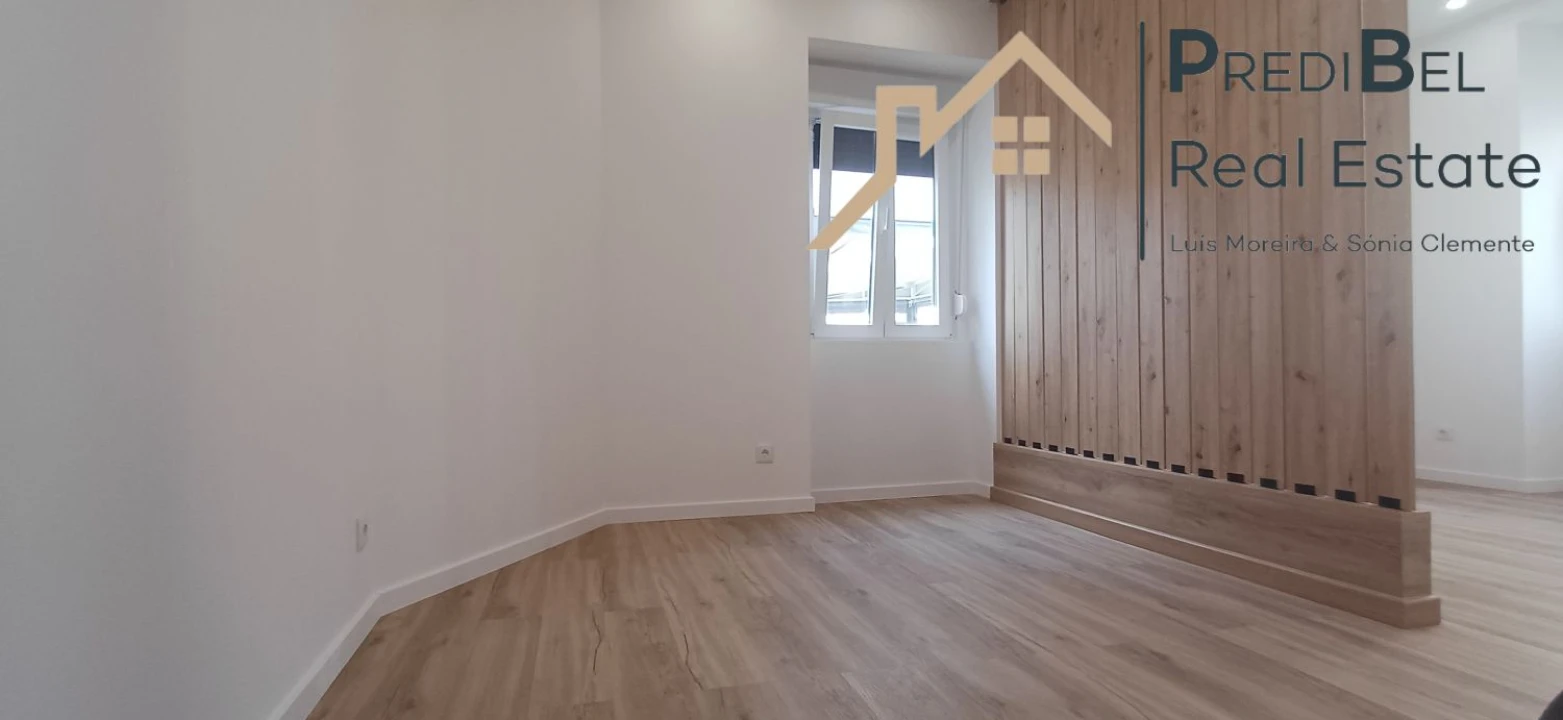 Apartamento T1 para Venda em Cacém e São Marcos Foto 28