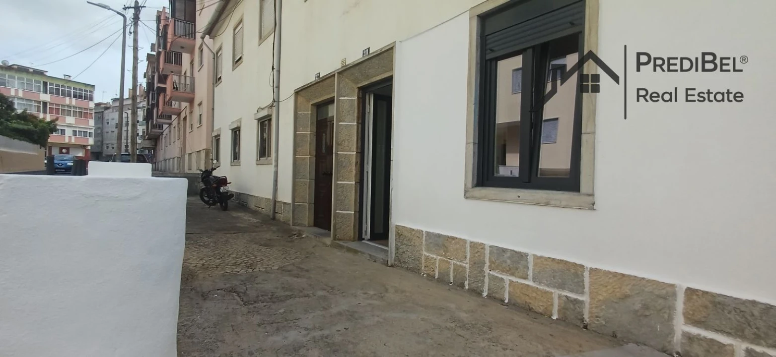 Apartamento T1 para Venda em Cacém e São Marcos Foto 24