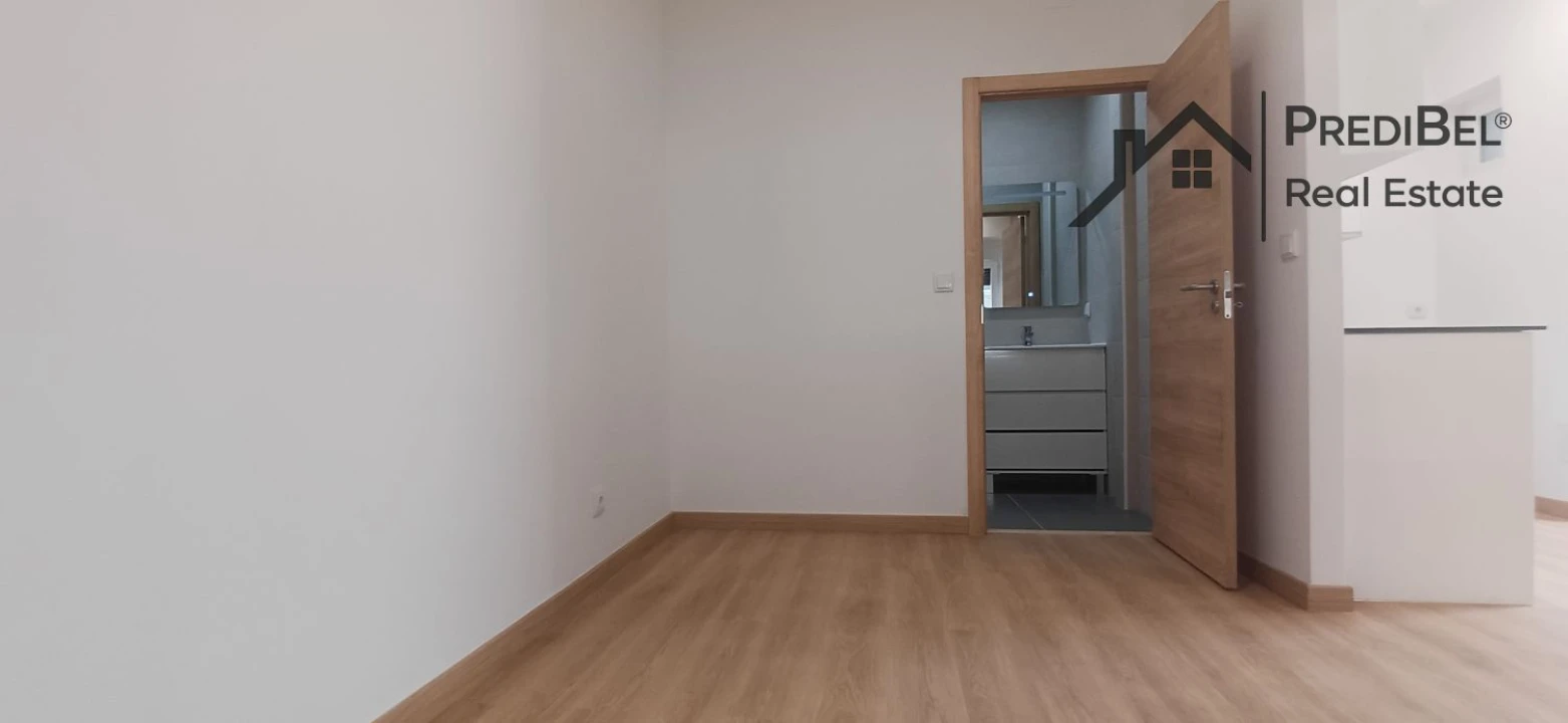 Apartamento T1 para Venda em Cacém e São Marcos Foto 13
