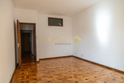 Apartamento T2 para Venda em Custóias, Leça do Balio e Guifões