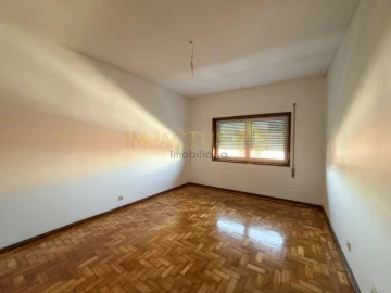 Apartamento T2 para Venda em Custóias, Leça do Balio e Guifões