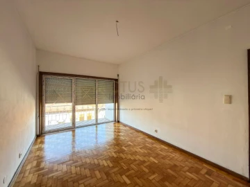 Apartamento T2 para Venda em Custóias, Leça do Balio e Guifões