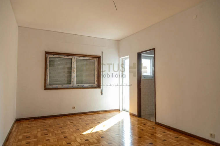 Apartamento T2 para Venda em Custóias, Leça do Balio e Guifões Foto 3
