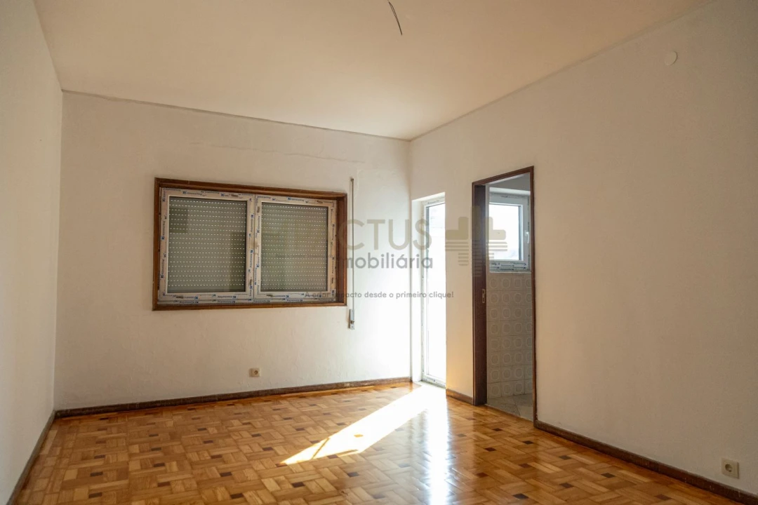 Apartamento T2 para Venda em Custóias, Leça do Balio e Guifões Foto 3