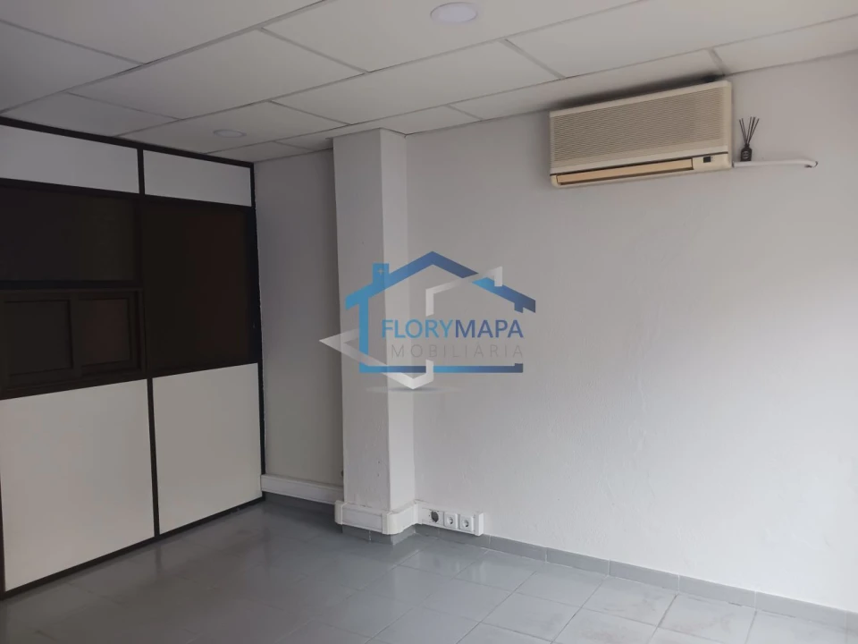 Loja para Venda em Alcabideche Foto 1