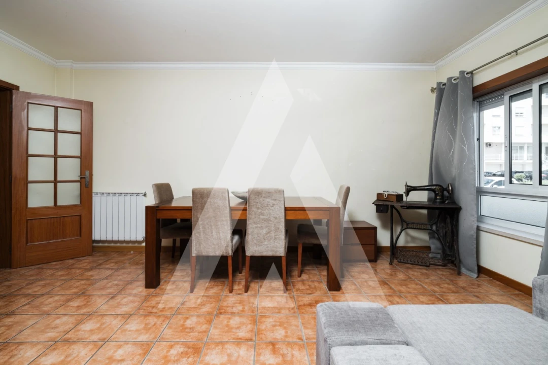 Apartamento T3 para Venda em Poiares (Santo Andre) Foto 9