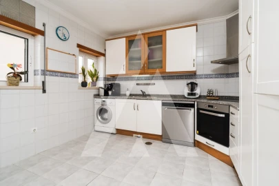 Apartamento T3 para Venda em Poiares (Santo Andre)