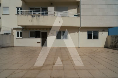 Apartamento T3 para Venda em Poiares (Santo Andre)