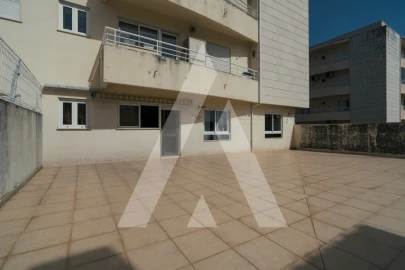 Apartamento T3 para Venda em Poiares (Santo Andre)