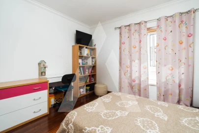 Apartamento T3 para Venda em Poiares (Santo Andre)