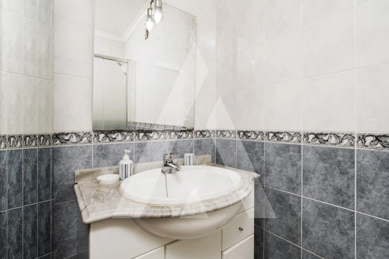 Apartamento T3 para Venda em Poiares (Santo Andre) Foto 30