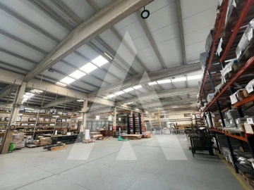 Armazém para Arrendamento em Barcarena